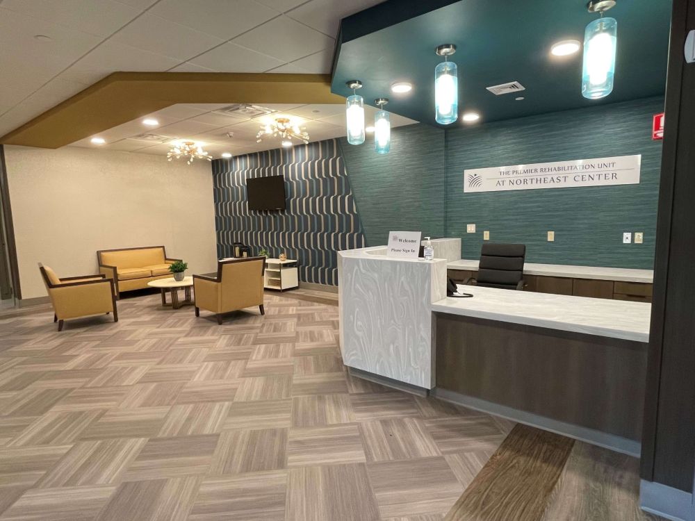 premier-lobby-and-sitting-area-1